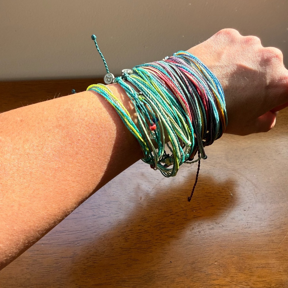 Pura Vida bracelet collection, Multicolor surfer Bracelet Set. 15 bracelets